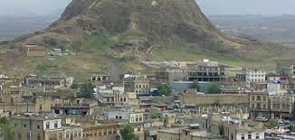 الحوثي يستهدف سيارة اسعاف شمال محافظة الضالع