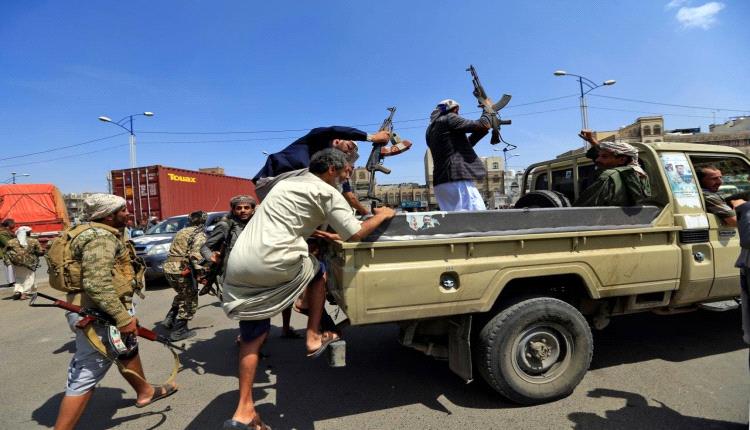 مسلحون حوثيون يعتدون بوحشية على محامية وسط صنعاء.. ومنظمات حقوقية تدين