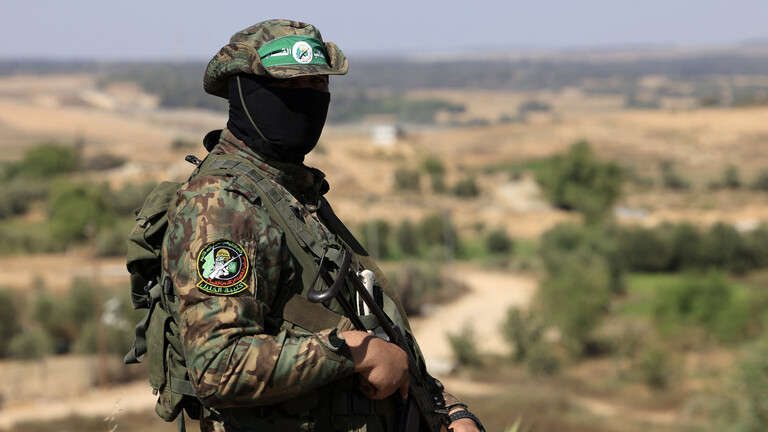 مقاتلو  حركة حماس يسيطرون على موقع 