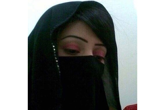 فتاة سعودية توجه طلب قبل الزواج صدم المأذون .. لن تتوقع ماذا طلبت من العريس 