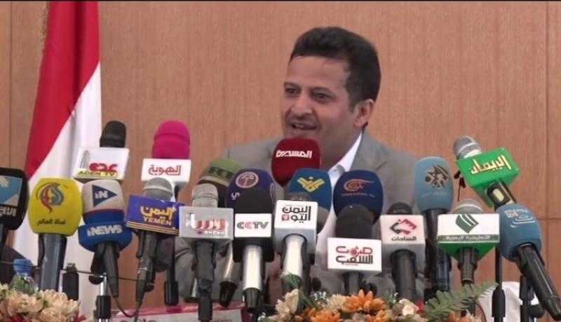 الحوثي يحذر من تصدير النفط اليمني دون التفاوض معه 