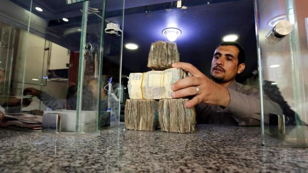 تغير كبير في سعر الريال اليمني مقابل العملات الأجنبية اليوم الاحد 19 مارس 2023