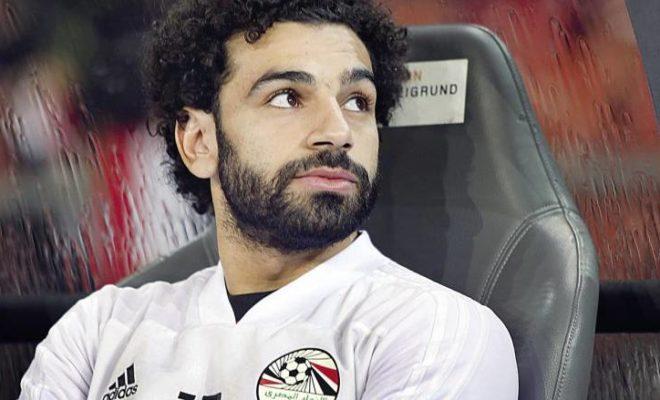 لن تتخيل ماذا اهدى هذا الشخص السعودي لنجم كرة القدم محمد صلاح .. هدية تكفية مدى الحياة !