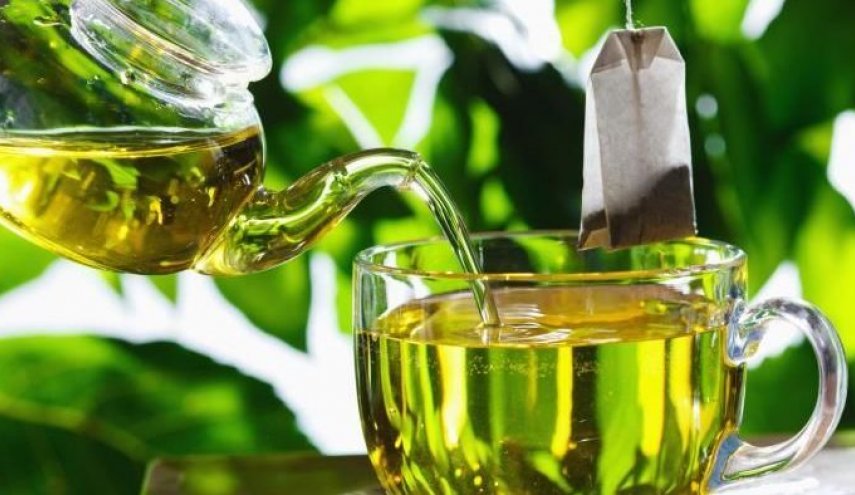 هذا ما يحدث  للجسم عند تناول الشاي الأخضر بدون سكر .. معجزة !