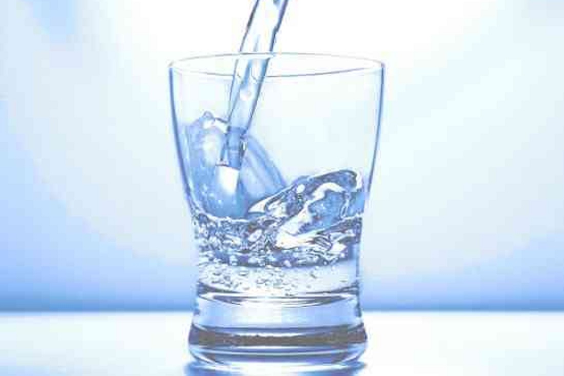  فوائد مذهلة لشرب الماء الدافئ على الريق ..جربها اسبوع والنتائج ستدهشك !