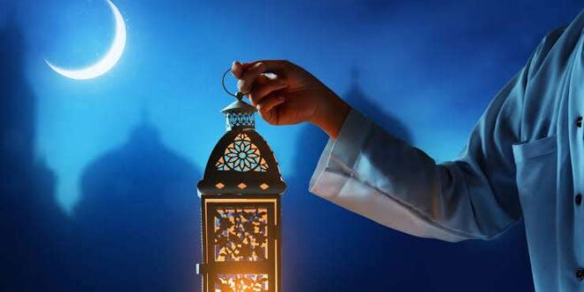 فلكي سعودي يحسم الجدل ويحدد بدقة موعد رؤية هلال رمضان 