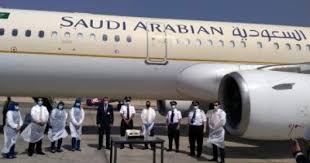 القصة الكاملة للموظف السعودي الذي انقذ حياة الركاب للخروج من الطائرة في اللحظة الحاسمة 