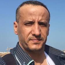 مقرب من الرئيس الراحل صالح يعلق على العرض العسكري في مأرب 