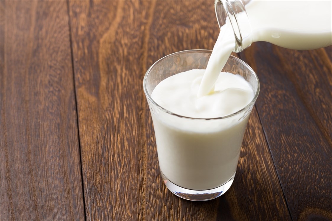 هذا ما سيحدث لجسمك إذا تناولت كوب واحد فقط من الحليب على الإفطار !